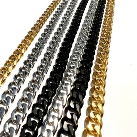 CHAIN Necklace in silver, gold and black 6 ❤️ - Picture 2 of 6